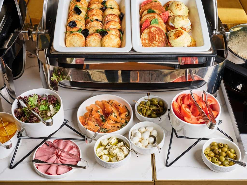 The Basilian Minsk, Curio Collection By Hilton Hotel Restaurante foto